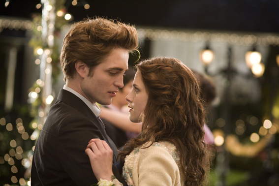 is kristen stewart and robert pattinson married in real life. Their passion is so electric